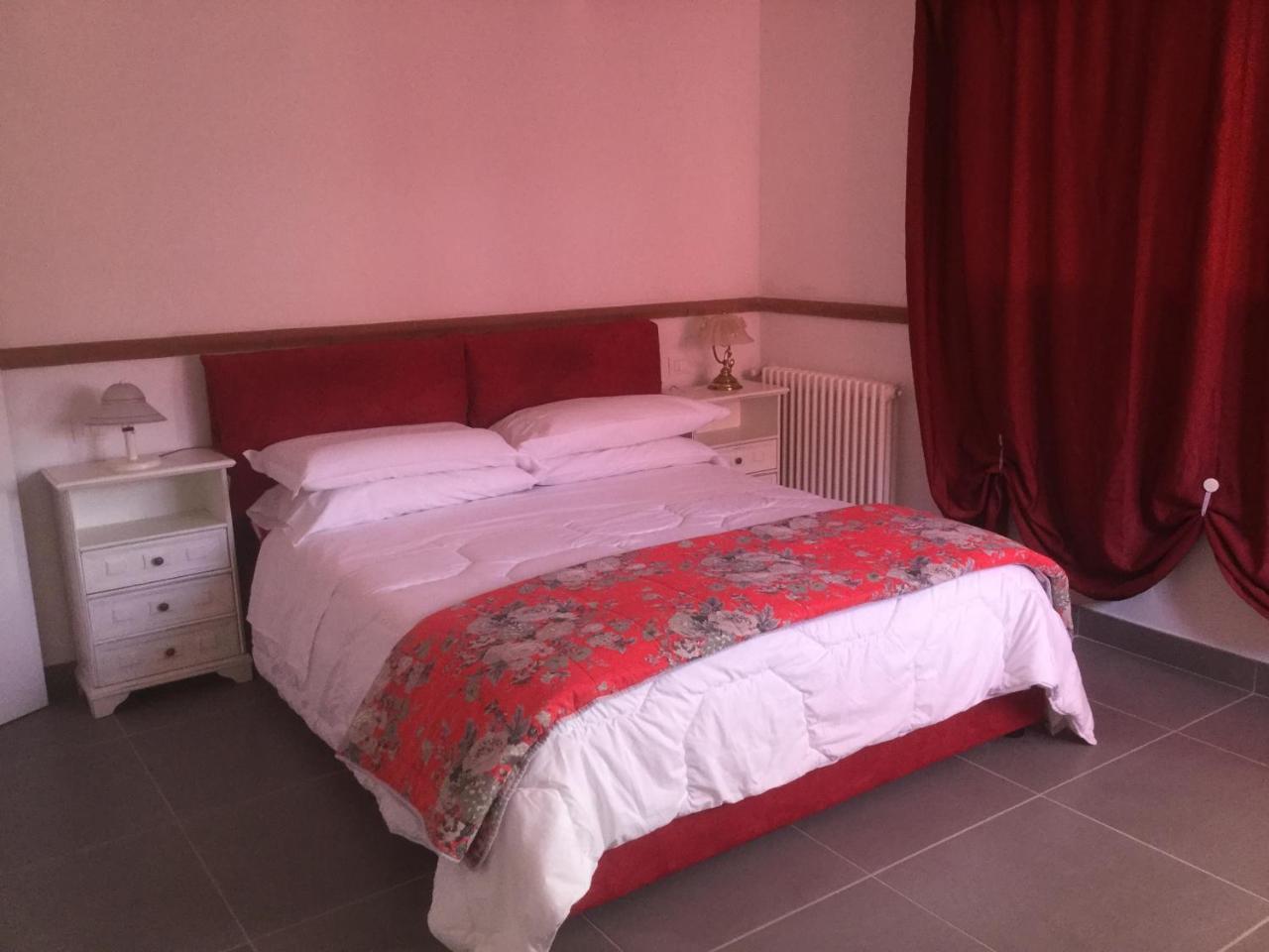 Holiday Home Michela Milano Marittima Bagian luar foto